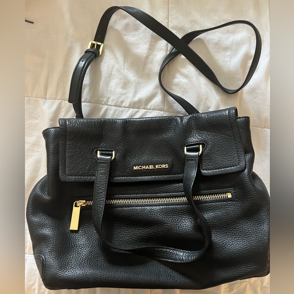Michael Kors Mackenzie Bag